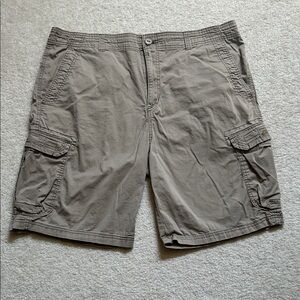 UNIONBAY Men's Khaki Cargo Shorts